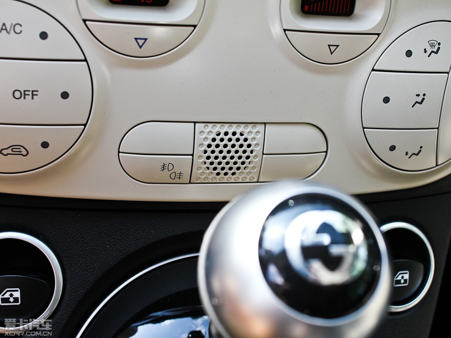 2012Ɓ500 1.4L Gucci