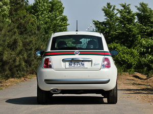 2012款1.4L Gucci版 正后	