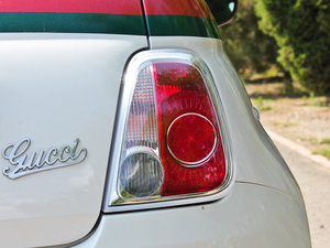2012款1.4L Gucci版 尾灯