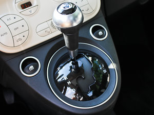 2012款1.4L Gucci版 换挡杆