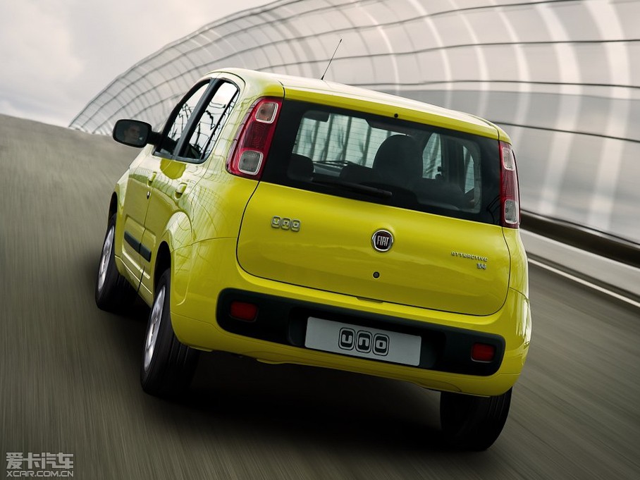 2011��Ɓ���Uno ������