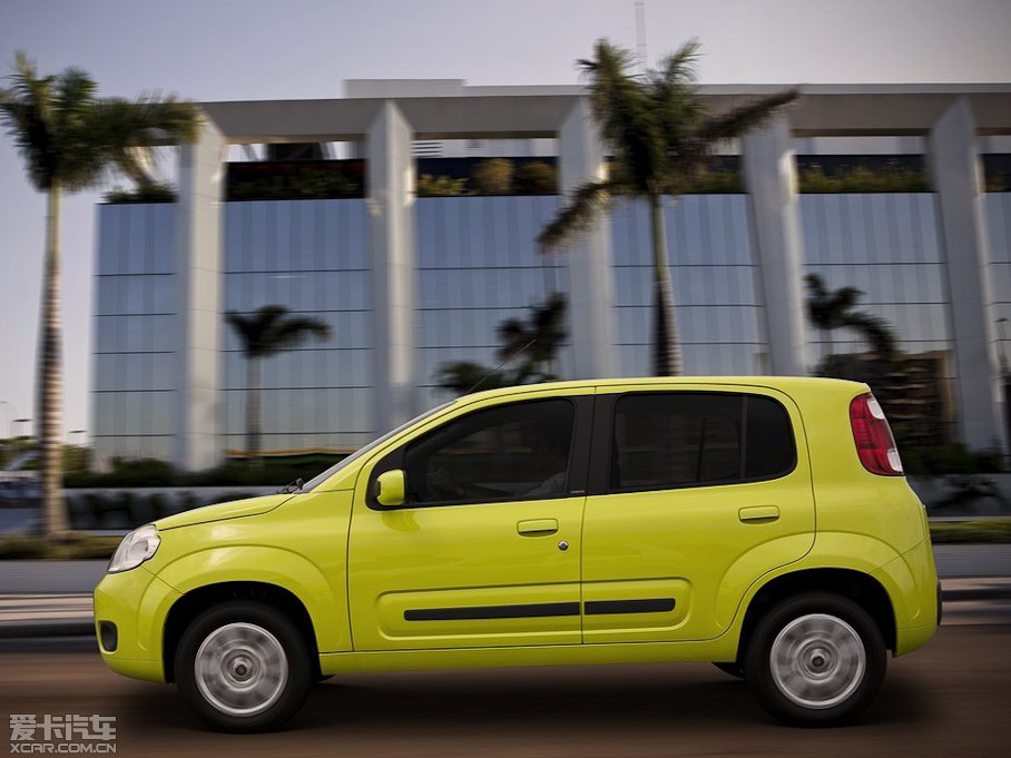 2011��Ɓ���Uno ������