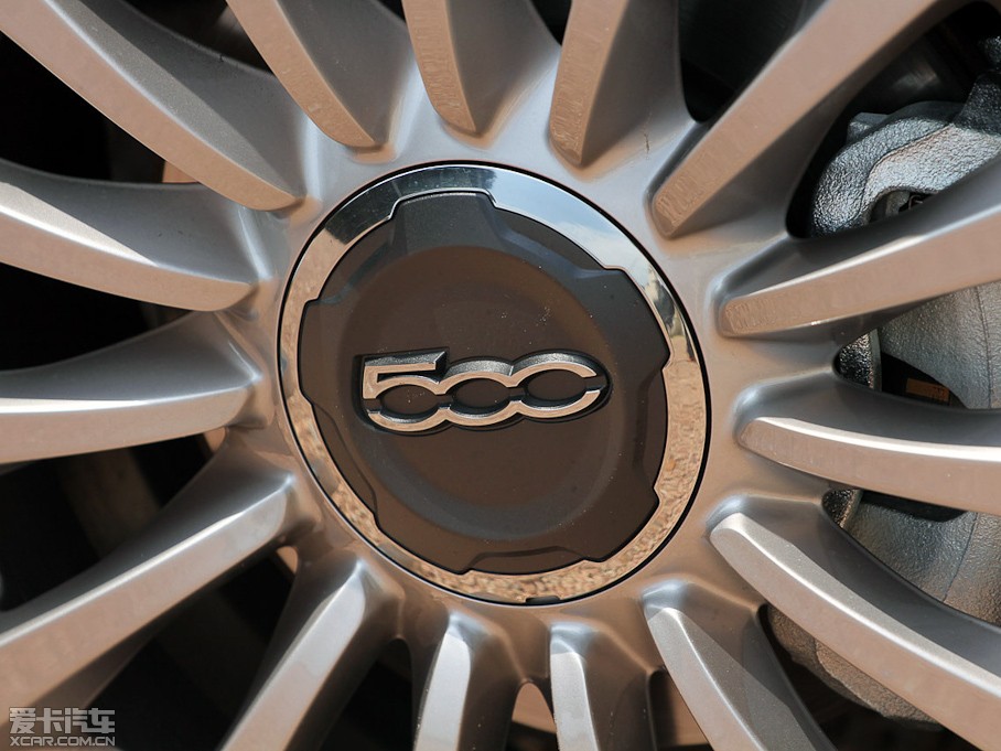 2014��Ɓ���500L Living