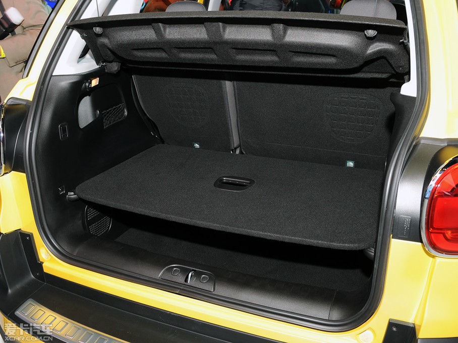 2014��Ɓ���500L Trekking