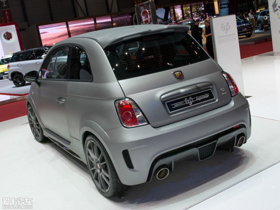 2014Ɓ500 695 Abarth Biposto