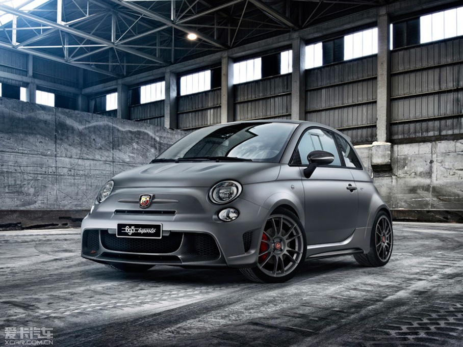 2014Ɓ500 695 Abarth Biposto