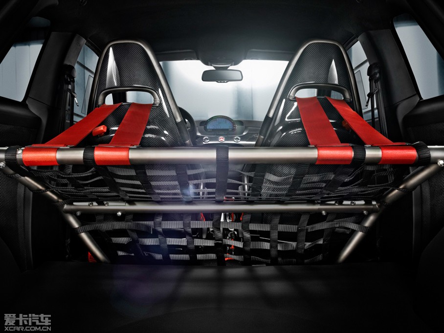 2014Ɓ500 695 Abarth Biposto