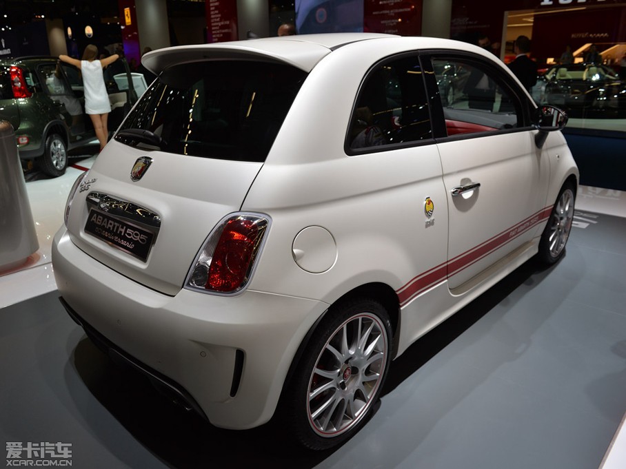2014Ɓ500 595 Abarth 50th Anniversary