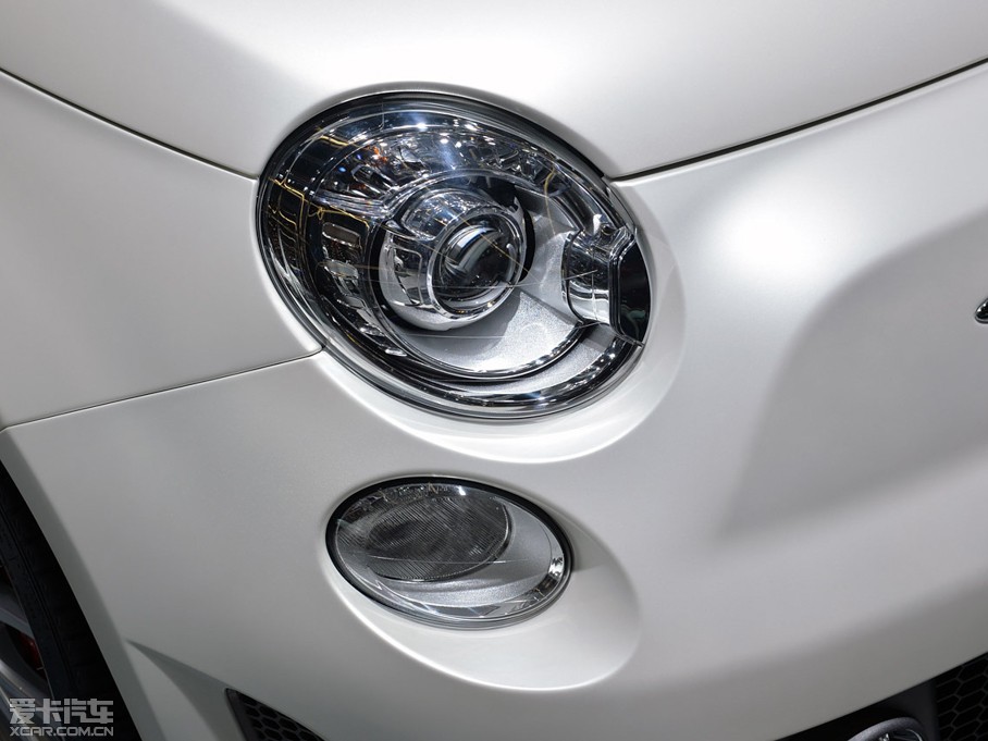 2014Ɓ500 595 Abarth 50th Anniversary