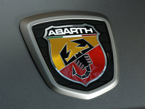 2014款695 Abarth Biposto 细节外观