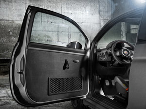 2014款695 Abarth Biposto 空间座椅