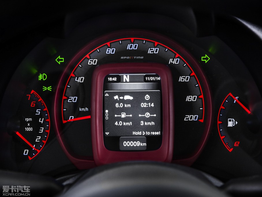 2015��Ɓ���Uno ������