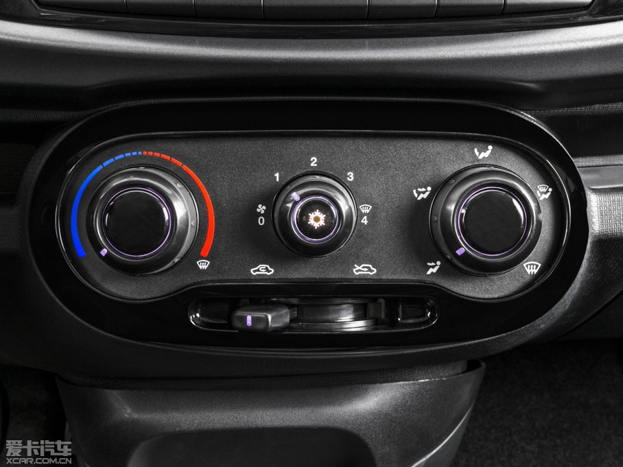 2015��Ɓ���Uno ������