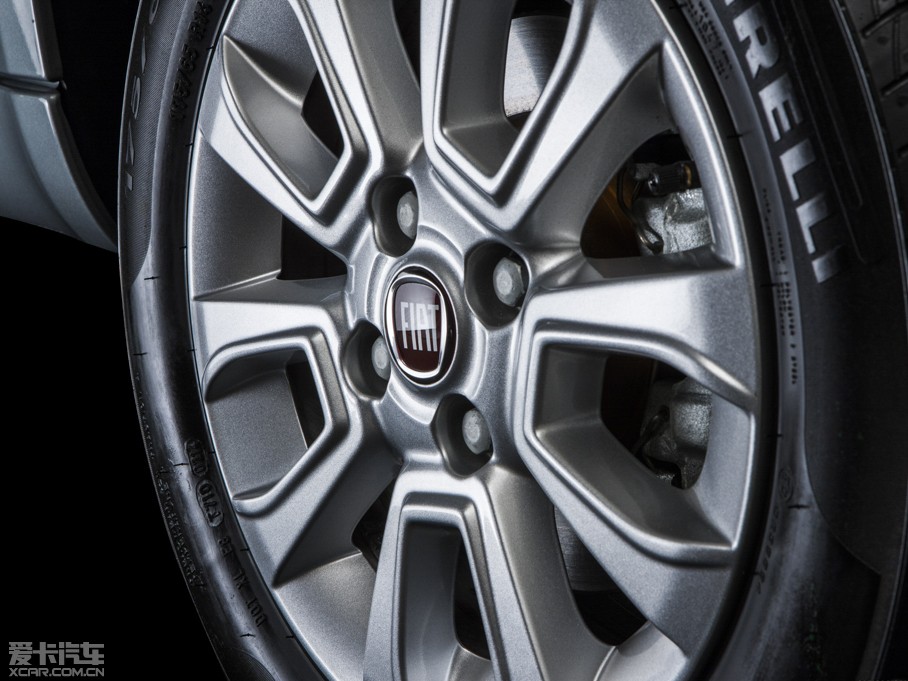 2015��Ɓ���Uno ������