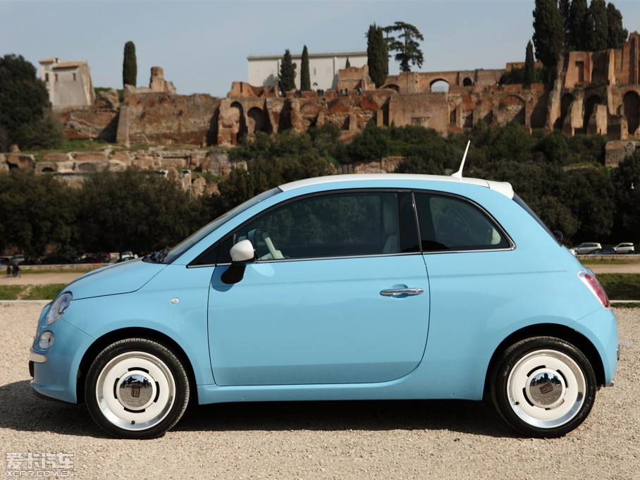 2015Ɓ500 Vintage '57