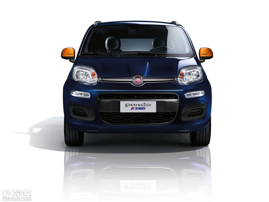 2015ƁPanda K-Way؄e