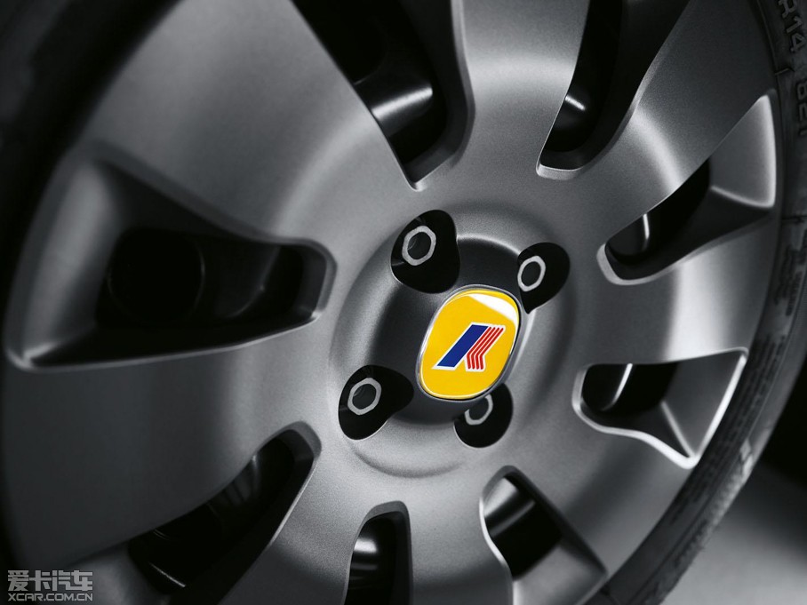 2015ƁPanda K-Way؄e