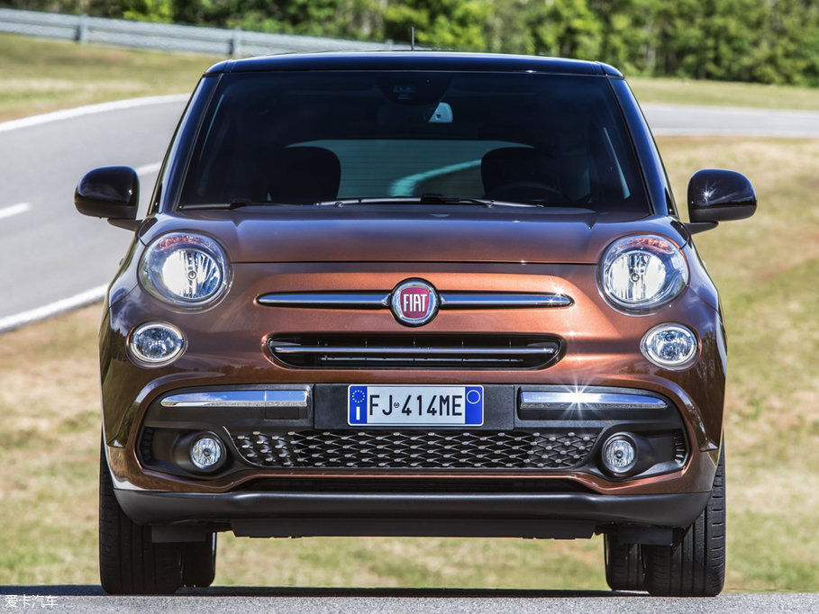 2018Ɓ500L 