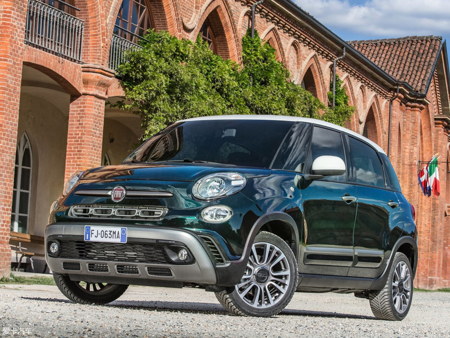 2018��Ɓ���500L Cross
