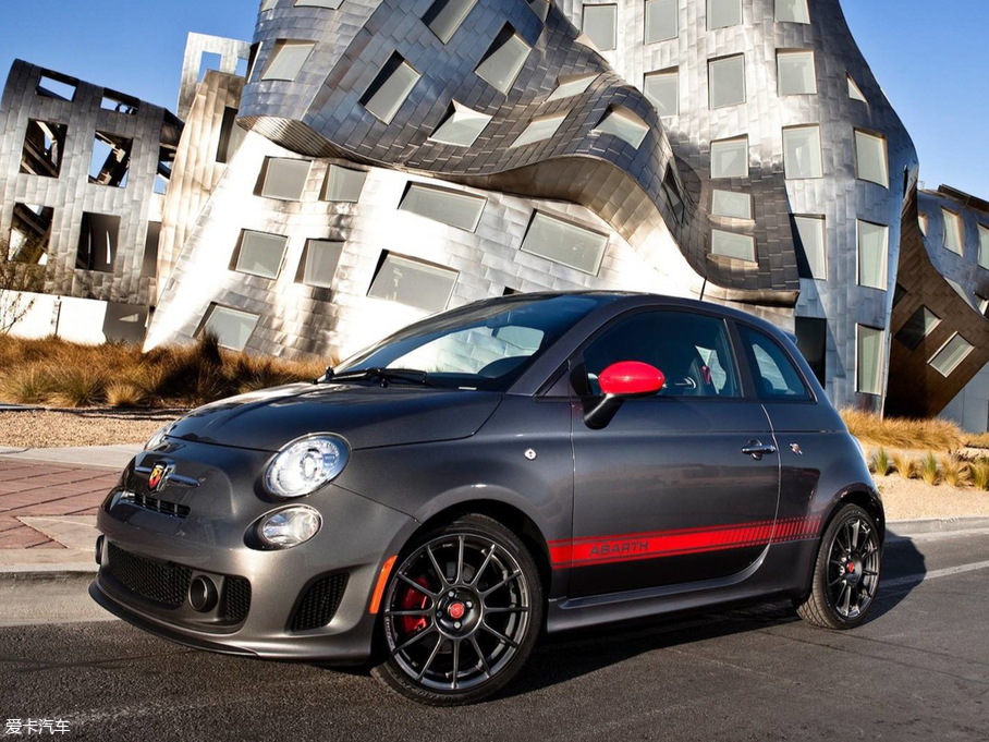 2018Ɓ500 Abarth