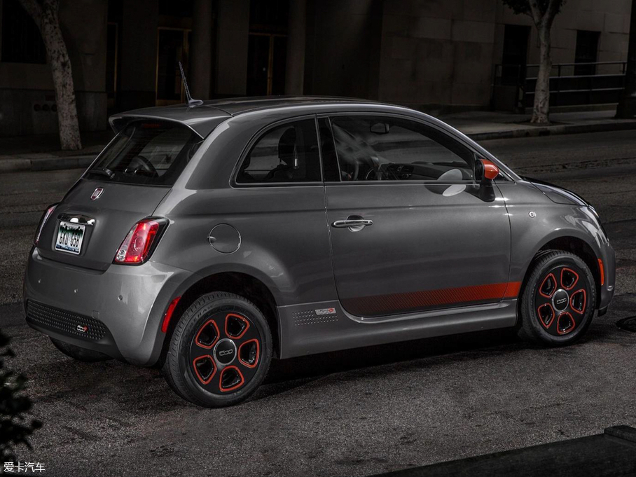 2018Ɓ500 Abarth