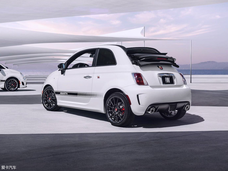2018Ɓ500 Abarth