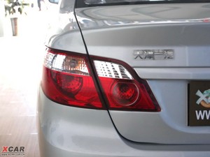 2010��1.3L ���A�� �������^