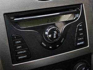 2012款1.3L 手动豪华版 中控区