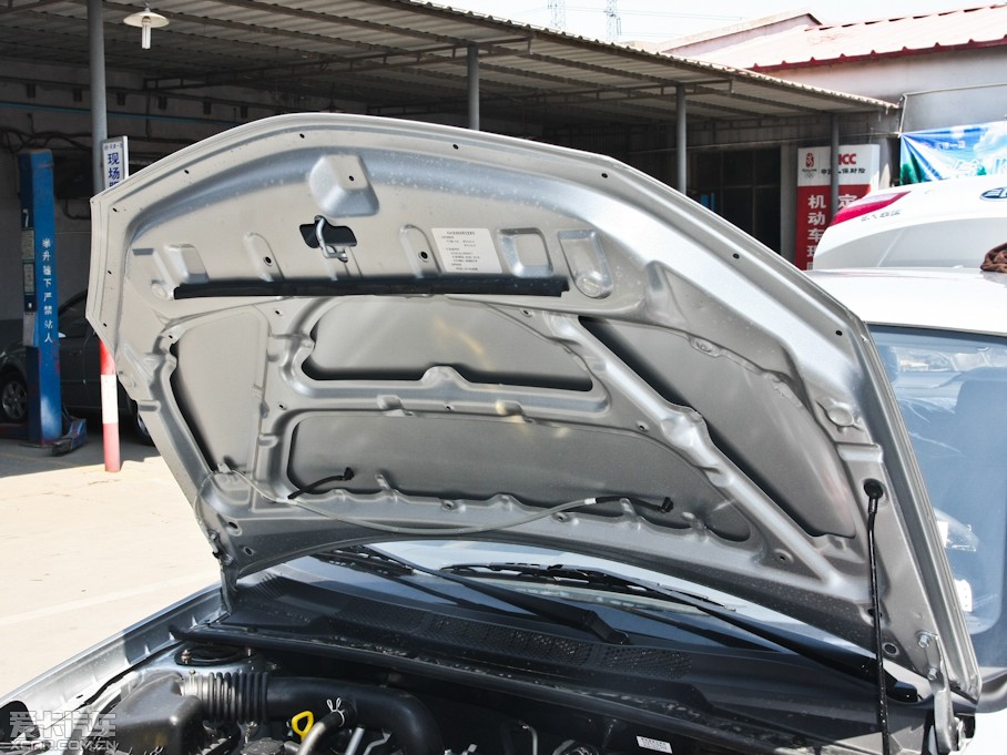 2012����־V5 1.5L ��Ӣ��