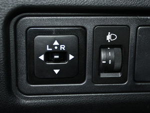 2012��1.5L ��Ӣ�� �п؅^