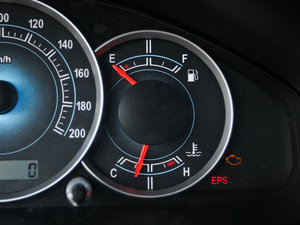 2012��1.5L ��Ӣ�� �п؅^