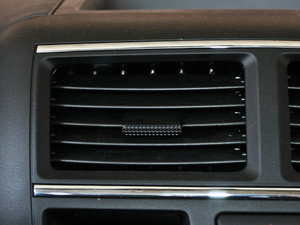 2012��1.5L ��Ӣ�� �п؅^