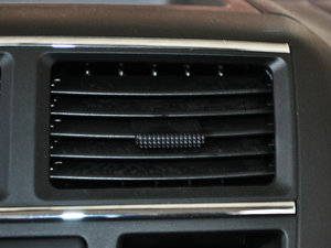 2012��1.5L ��Ӣ�� �п؅^