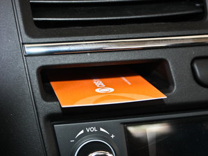 2012��1.5L ��Ӣ�� �п؅^