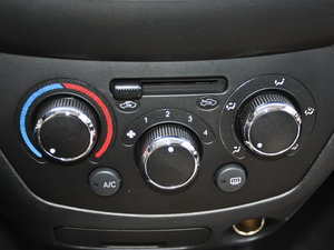 2012��1.5L ��Ӣ�� ���{�{��