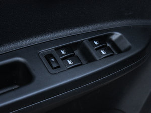 2012��1.5L ��Ӣ�� ���{܇�����ƅ^	