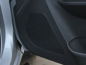 2012��1.5L ��Ӣ�� �п؅^