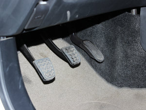 2012��1.5L ��Ӣ�� �п؅^