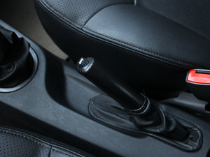 2012��1.5L ��Ӣ�� �v܇�Ƅ���