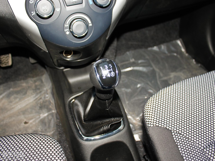 2013������N7 1.3L �ք�(d��ng)���A��