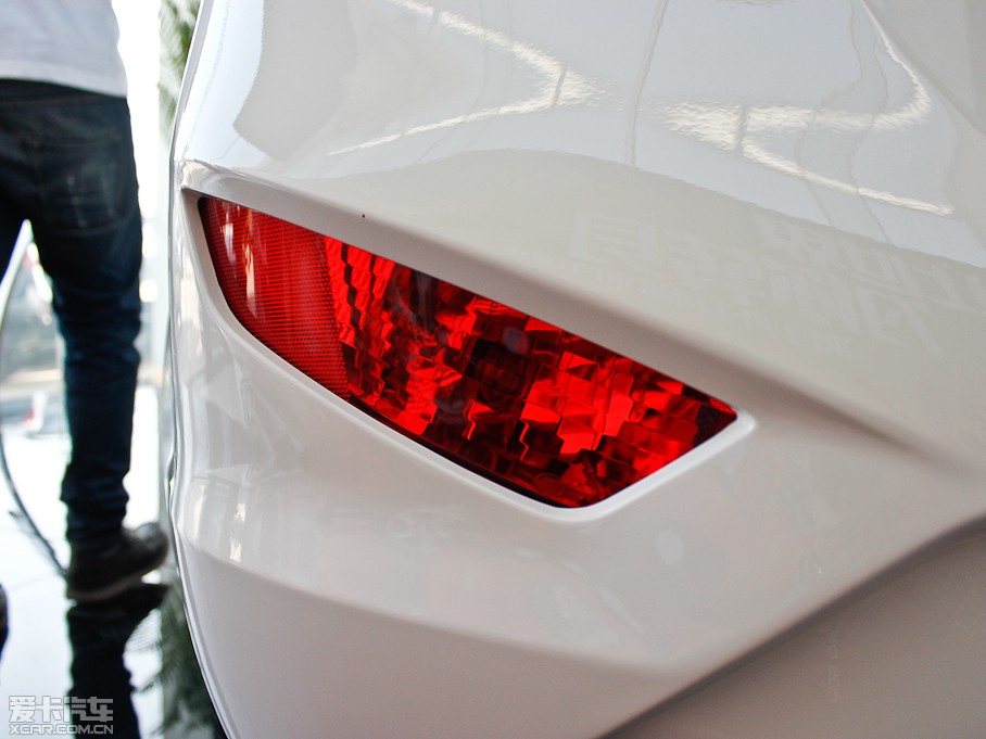 2013������N7 1.3L �ք����F��