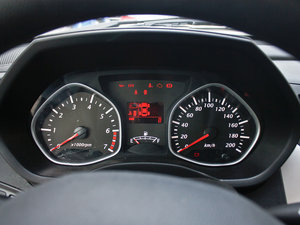 2013款1.3L 手动豪华版 仪表