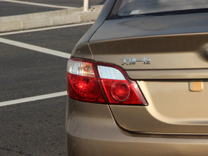 2013��1.3L �քӺ��A���Ұ� �������^