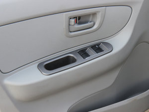 2013��1.3L �քӺ��A���Ұ� ���{܇�����ƅ^(q��)	