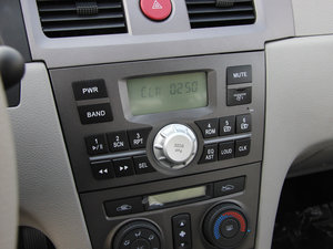 2013��1.3L �քӺ��A���Ұ� �п��_�@ʾ��