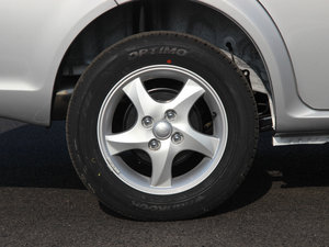 2013款1.5L ISS手动进取版 轮圈