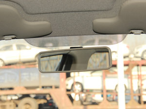 2013款1.5L ISS手动进取版 车内后视镜