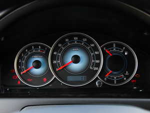 2013款1.5L ISS手动进取版 仪表