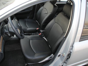 2013款1.5L ISS手动精英版 主驾驶座椅
