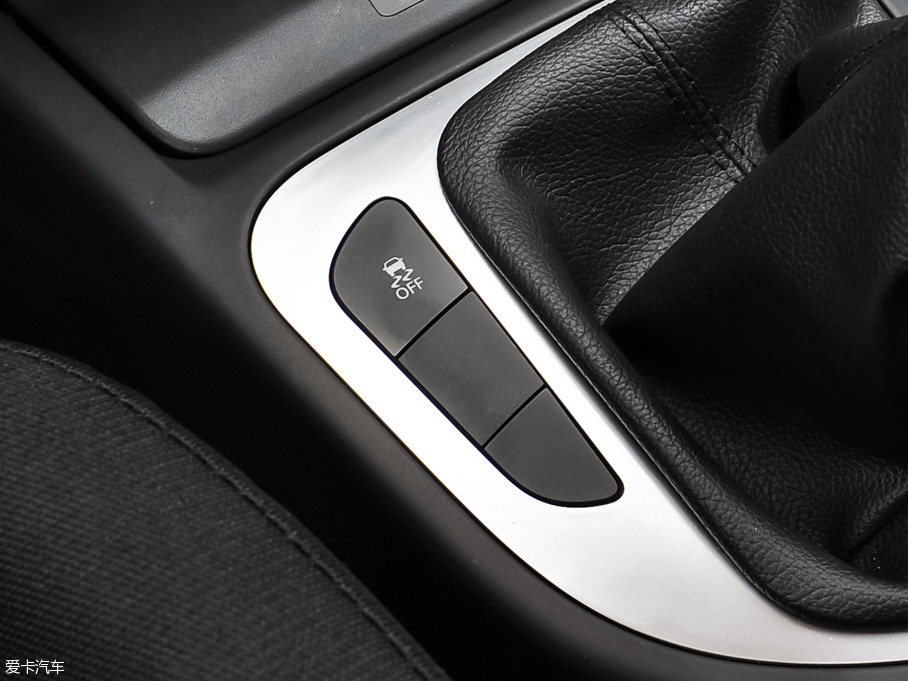 2015ED60 1.5L ք(dng)A(do)